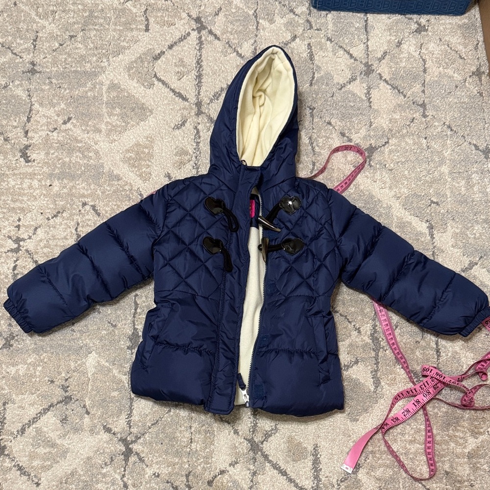 Navy puffer jacket